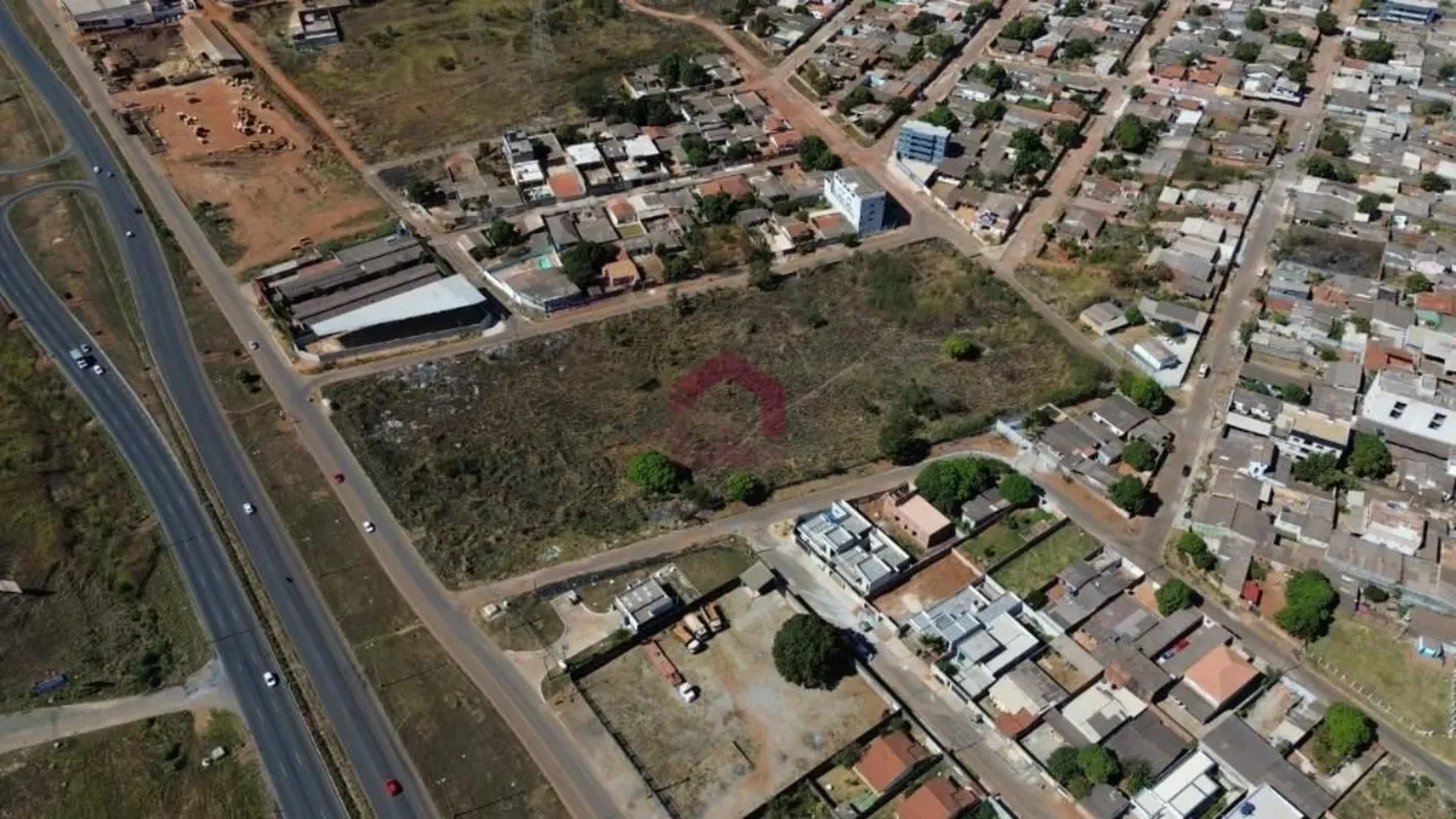 Fernandes e Coelho Imóveis vende excelente área de 20.000m² em Águas Lindas de G...