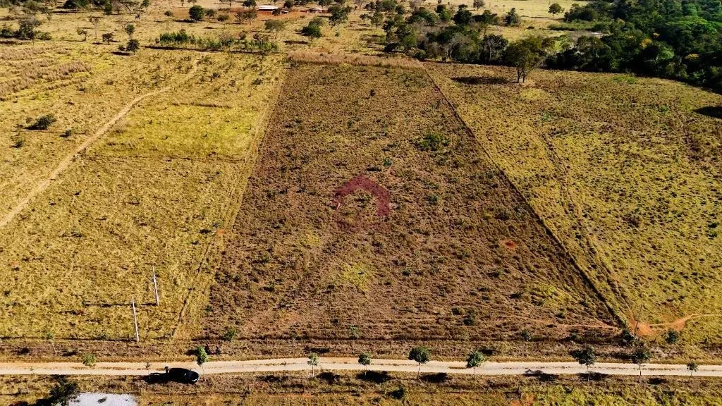 Fernandes & Coelho Imóveis vende ótima chácara com 20.082,00 mil m² - 2,082 hect...