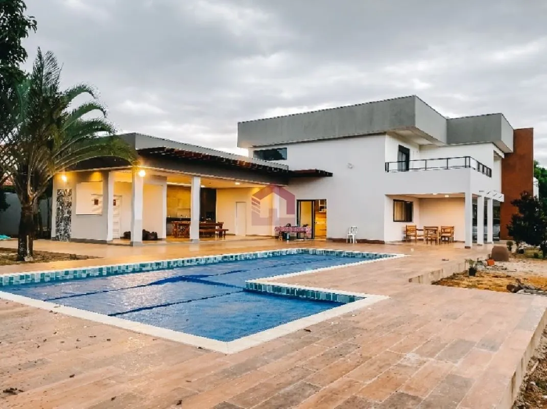 Venha desfrutar de uma oportunidade única de viver com máximo conforto, lazer e ...