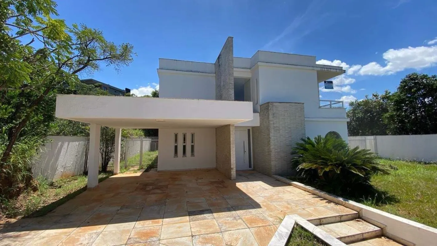 DALL'OCA VENDE CASA 3 SUÍTES NO RESERVA SANTA MÔNICA:Excelente Casa à Venda no C...