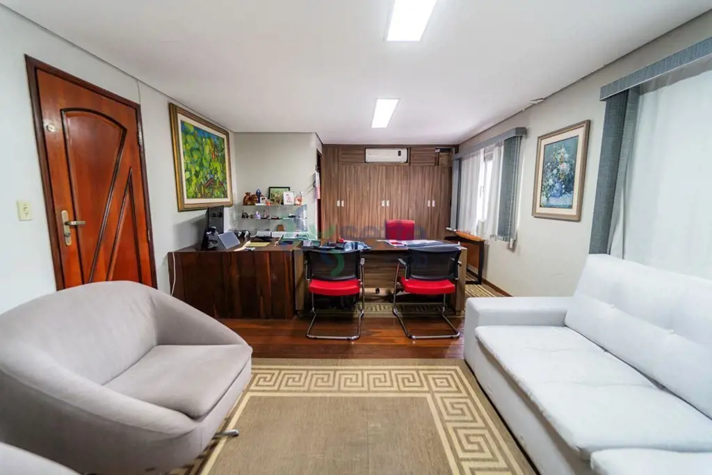 Galpão à Venda no SAAN - Quadra 01 Área Total: 500m² Diferenciais:Ampla estrutur...