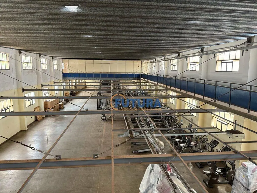 A FUTURA NEGÓCIOS IMOBILIÁRIOS disponibiliza para LOCAÇÃO: GALPÃO COM LOCALIZAÇÃ...