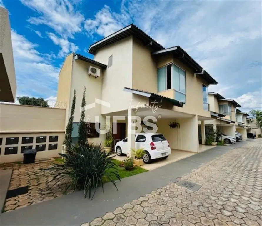 COD U-0022082 - Casa Condominio Villa Real, 3 quartos, 2 vagas de garagem, Area ...