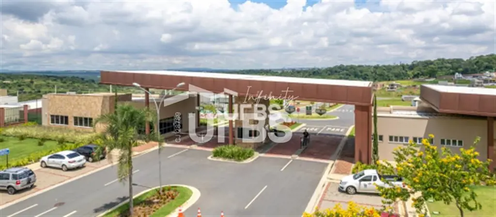 COD U-0021641 - Lote excelente no Jardins Bolonha, de fundo para a mata, com vis...