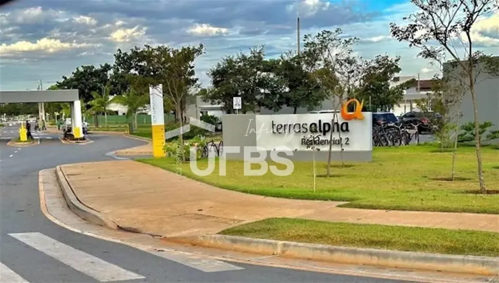 COD U-0020902 - Condominio Terras Alpha 2, Lote de 300m²Destaques:Localizado na ...