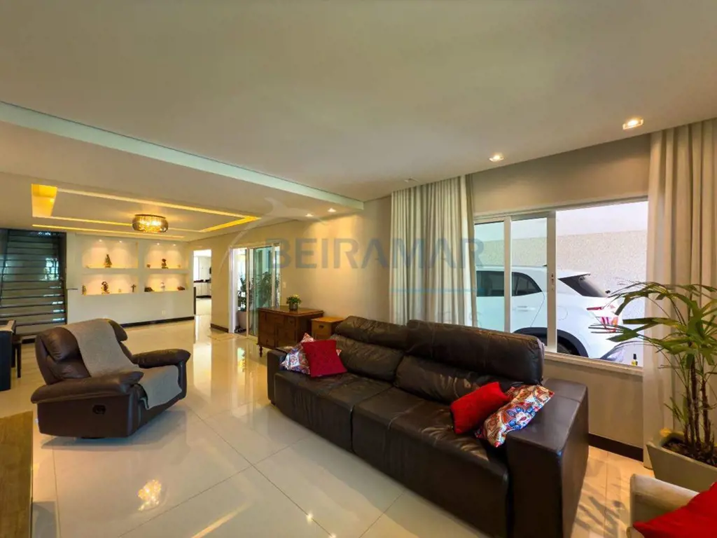 Casa de Condomínio 4 Quartos, 3 Suítes, 4 Vagas Cobertas, Área de Lazer à Venda ...