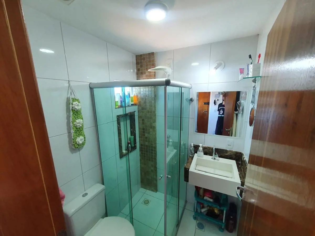 ?1 quarto?Armarios e guarda -roupa uncluso? Não possui elevadores , Saldo devedo...