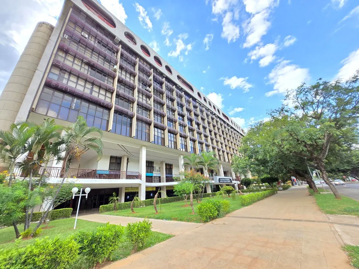 Edifício Assis Chateaubriand É uma excelente sala, sala grande, com vista para o...