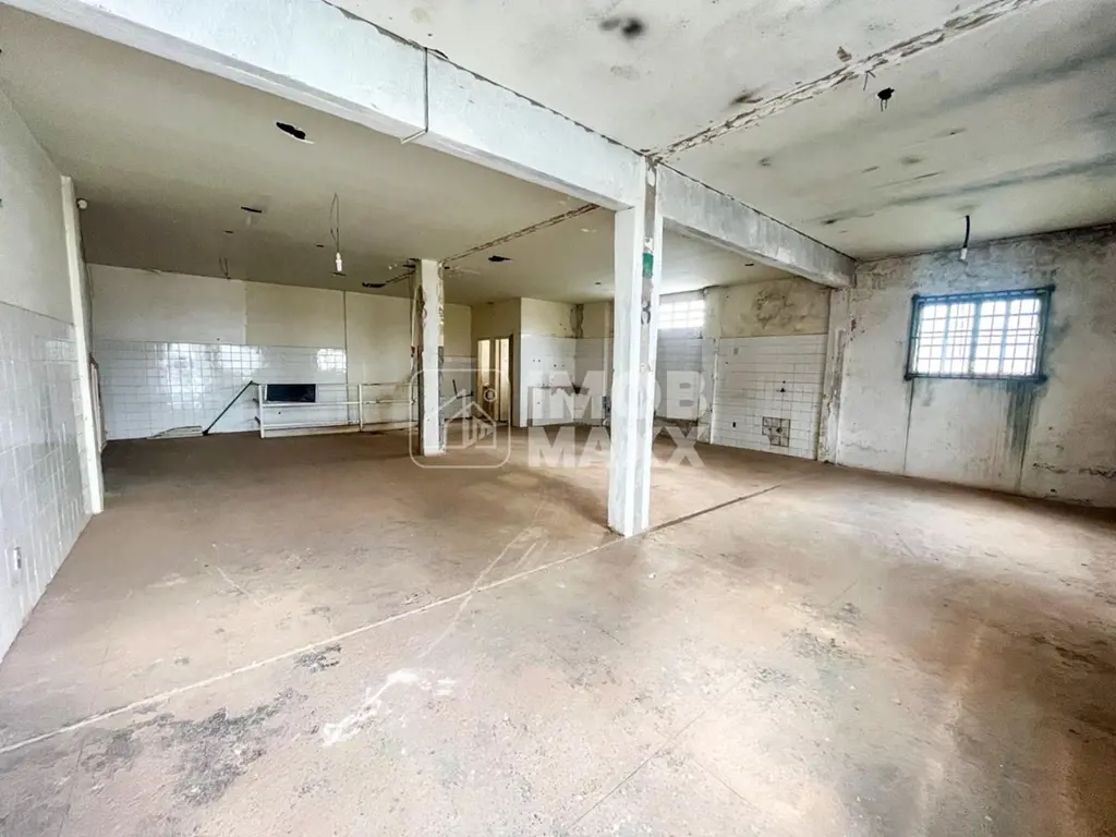 Loja à Venda em Sobradinho - 180.5m² por R$260.000 21/03/25