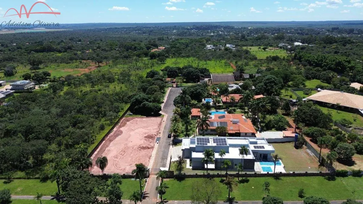 SMPW QUADRA 26,CONJUNTO 01LINDA CASA 4 Quartos02 lotes de 2.500 metros totalizan...