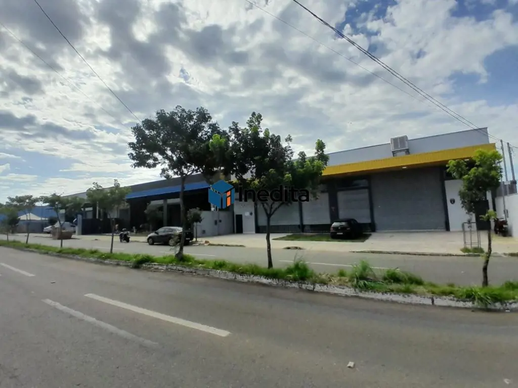 Localizado no Jardim Itaipu, região que está crescendo muito e sendo valorizada....