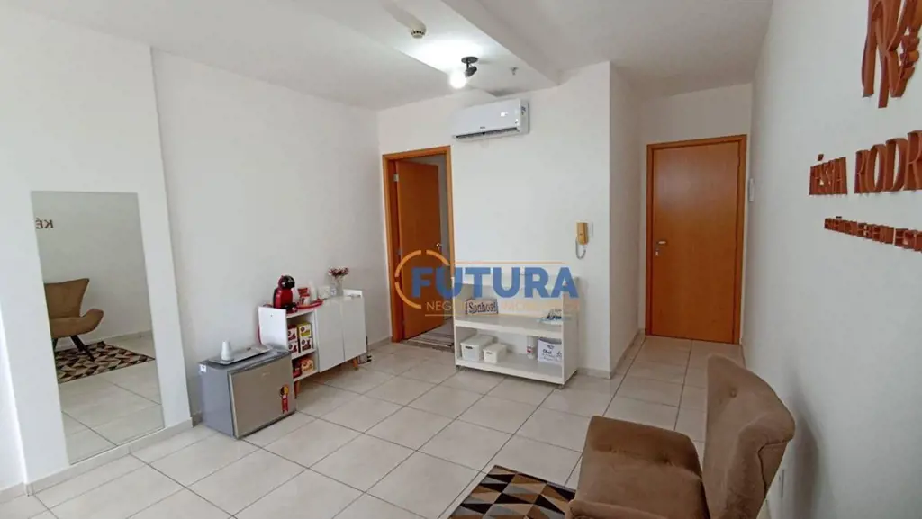 A FUTURA CONSULTORIA E NEGÓCIOS disponibiliza para VENDA:Excelente Sala de 31,46...