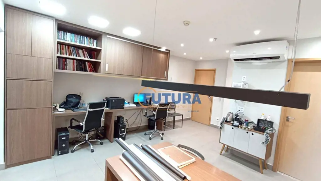 A FUTURA CONSULTORIA E NEGÓCIOS disponibiliza para VENDA:Excelente Sala de 37,15...