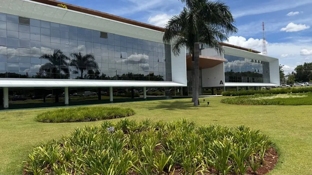 SIG, CAPITAL FINANCIAL CENTER - SALA COM GARAGEM , VISTA PARA FRENTE MELHOR CENT...