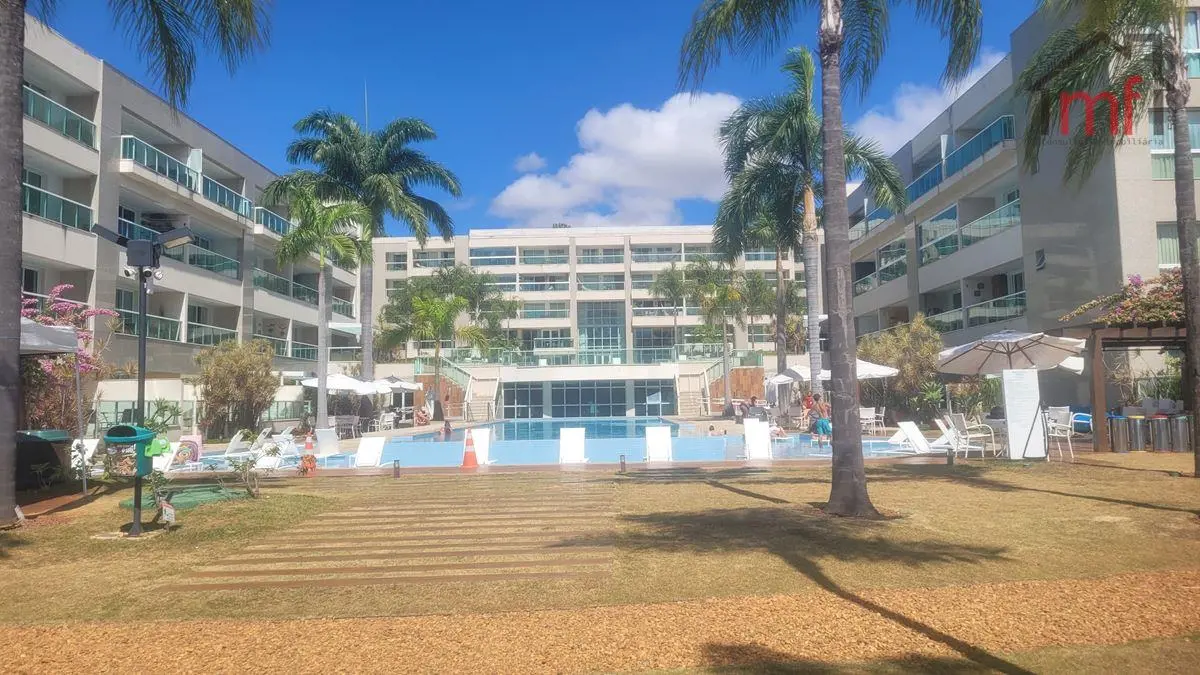 Descubra o conforto e a praticidade de morar no aconchegante apartamento no Edif...