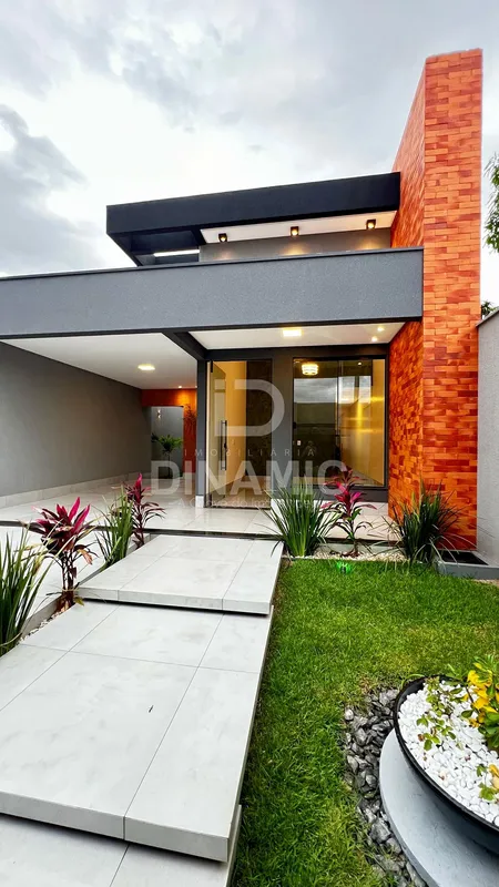 Casa dos Sonhos na Vila Oliveira (ID 08)Não perca a chance de viver na casa mais...