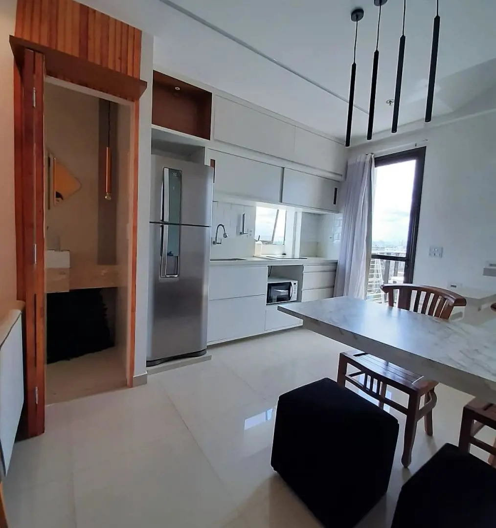Invest Flat aluga apartamento Duplex de canto super decorado com 2 quartos, com ...