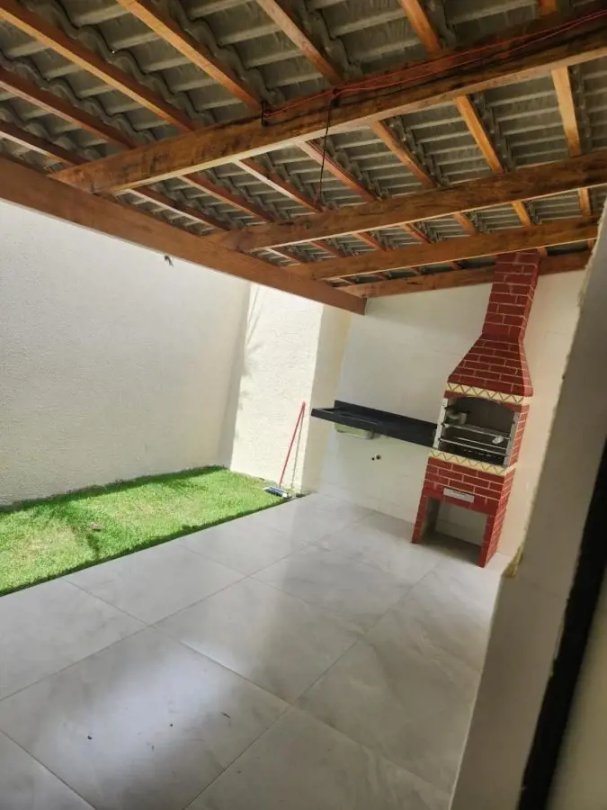 VENDO!! Casa NOVA, nunca habitada, a poucos metros da GO040 e JARDINS MADRI. Set...