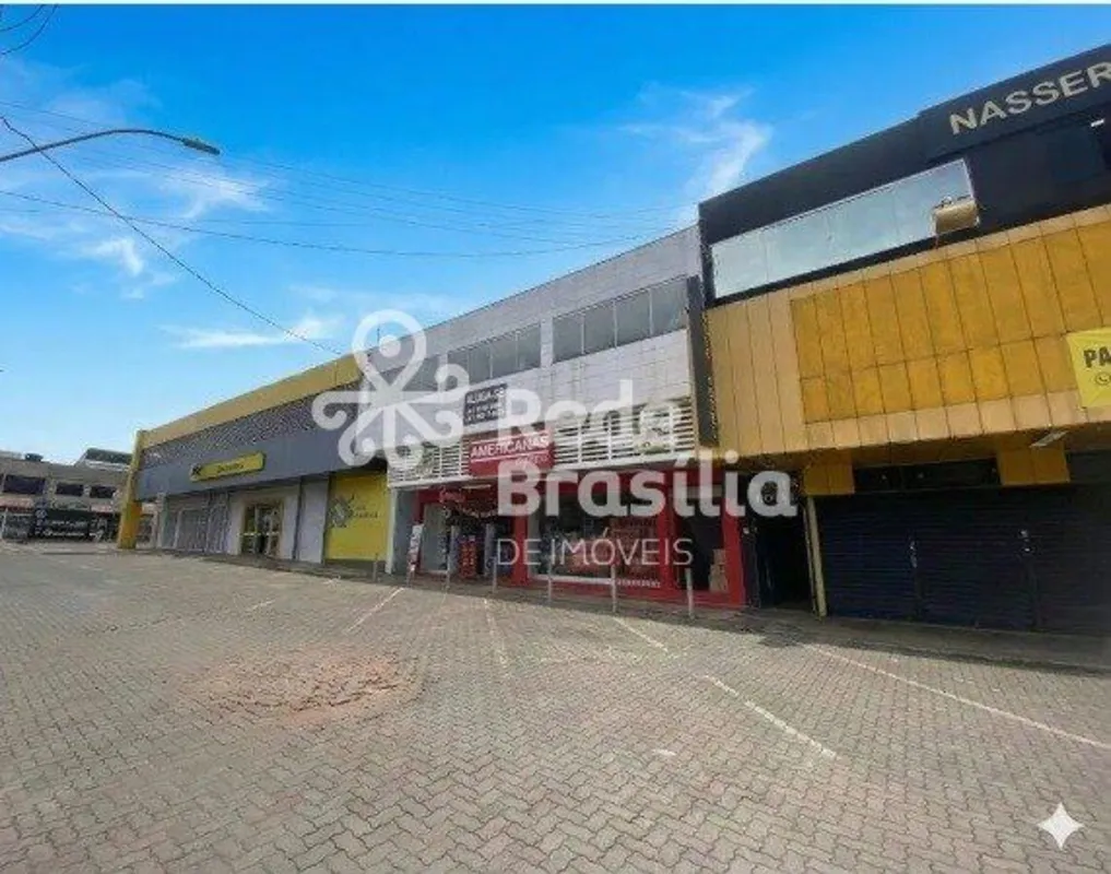 DescriçãoLoja Vazada no Núcleo Bandeirante Excelente Oportunidade Comercial!Essa...