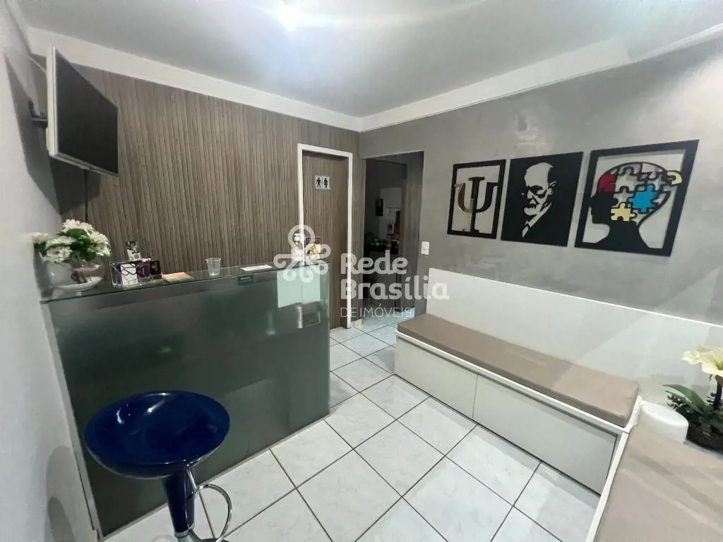 Sala reformada localizada no Alameda Shopping.Pronta para o seu negócio, esta ex...