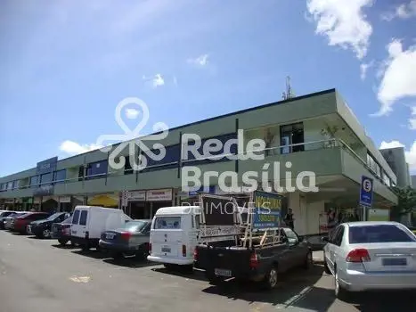 SudoesteSala comercial com 50 metros.Dois banheiros.Edifício Phoênix, possui pei...