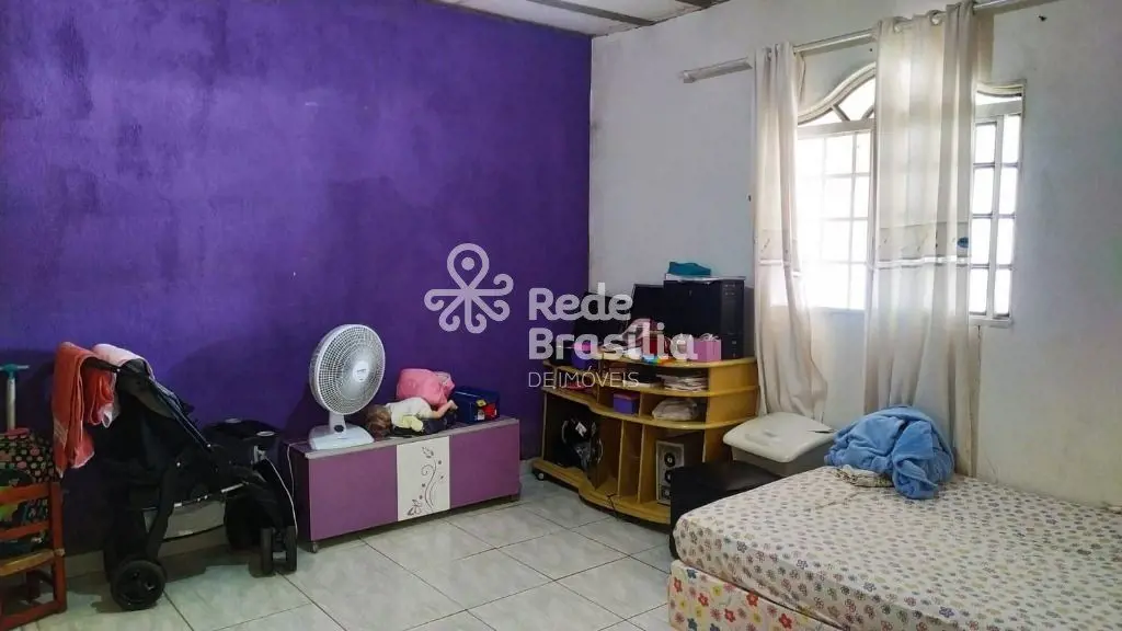 Casa no Condomínio Ouro verde!Sala ampla;2 quartos / 1 banheiro social; Cozinha;...