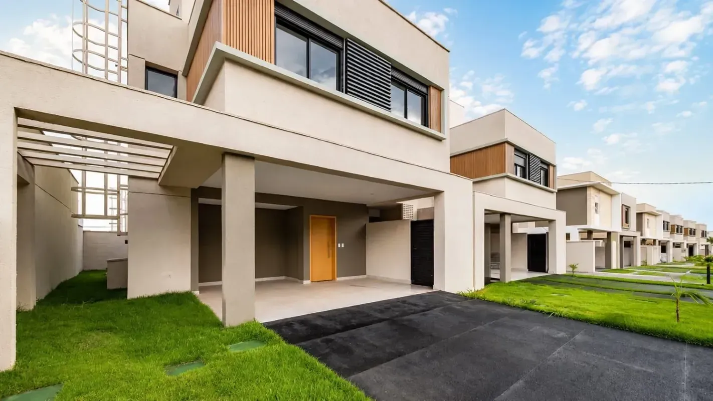 Sobrado novo no Jardins Marselha, com 203 m² de terreno e 181 m² de construção, ...