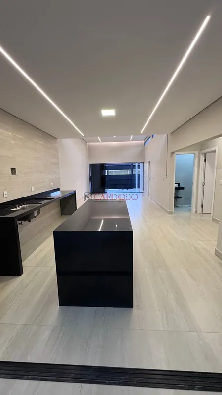 CASA DE ALTO PADRÃO À VENDA – QR 108 | SAMAMBAIA SUL. Excelente oportunidade par...
