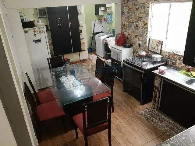 Casa à Venda na QR 314/316 - Samambaia SulExcelente oportunidade para quem busca...