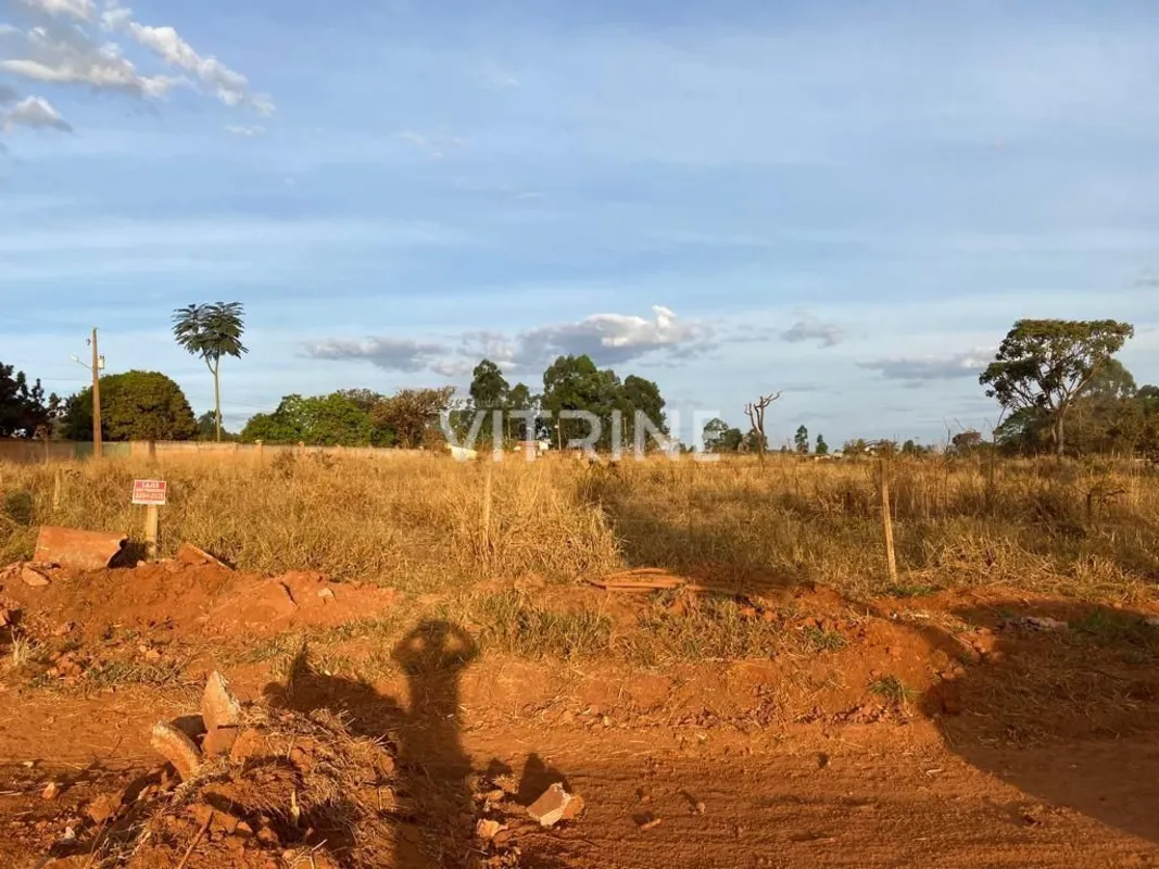 CHÁCARA LOCALIZADA PONTE ALTA SUL, NA RUA DO CLUBE BELA VISTA, E AO LADO DO REST...