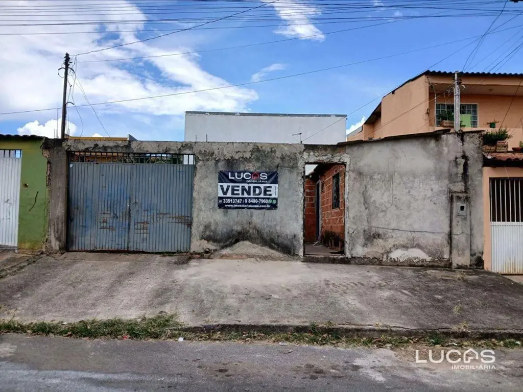 LOTE RESIDENCIAL QD 203 - RECANTO DAS EMASTerreno de 150m² em uma localização es...