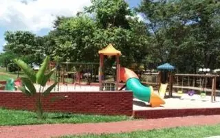 Lote de 1730 m² no condomínio fechado Villa Verde em Senador Canedo, esse imóvel...