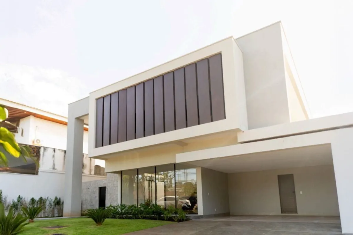 Sobrado de 450 m² com 04 suítes à venda no Jardins Atenas - GoiâniaSobrado com 0...