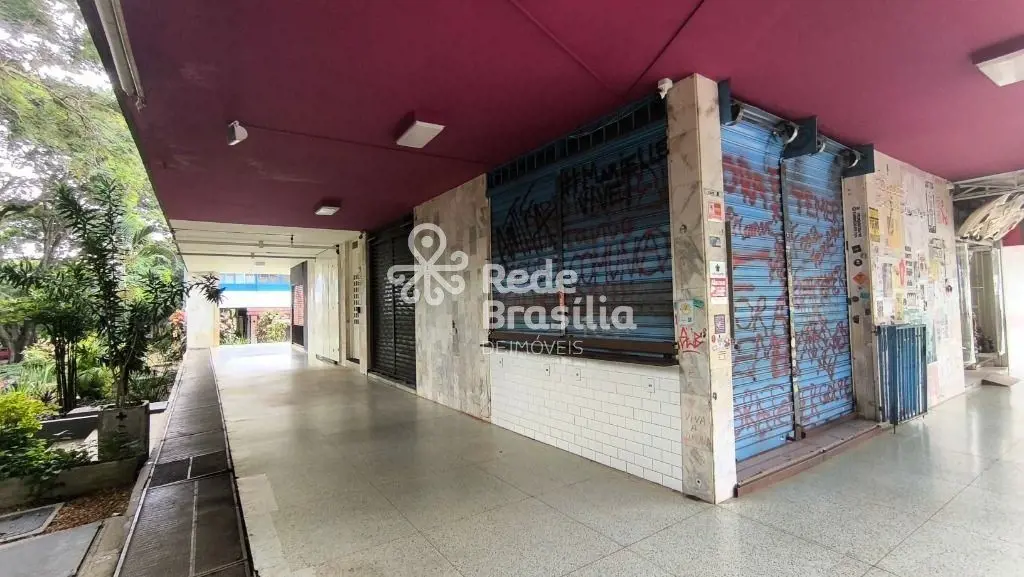 SCLN 102 Bloco B Loja 52 - Asa Norte DESCRIÇÃO: Oportunidade na SCLN 102!Adquira...