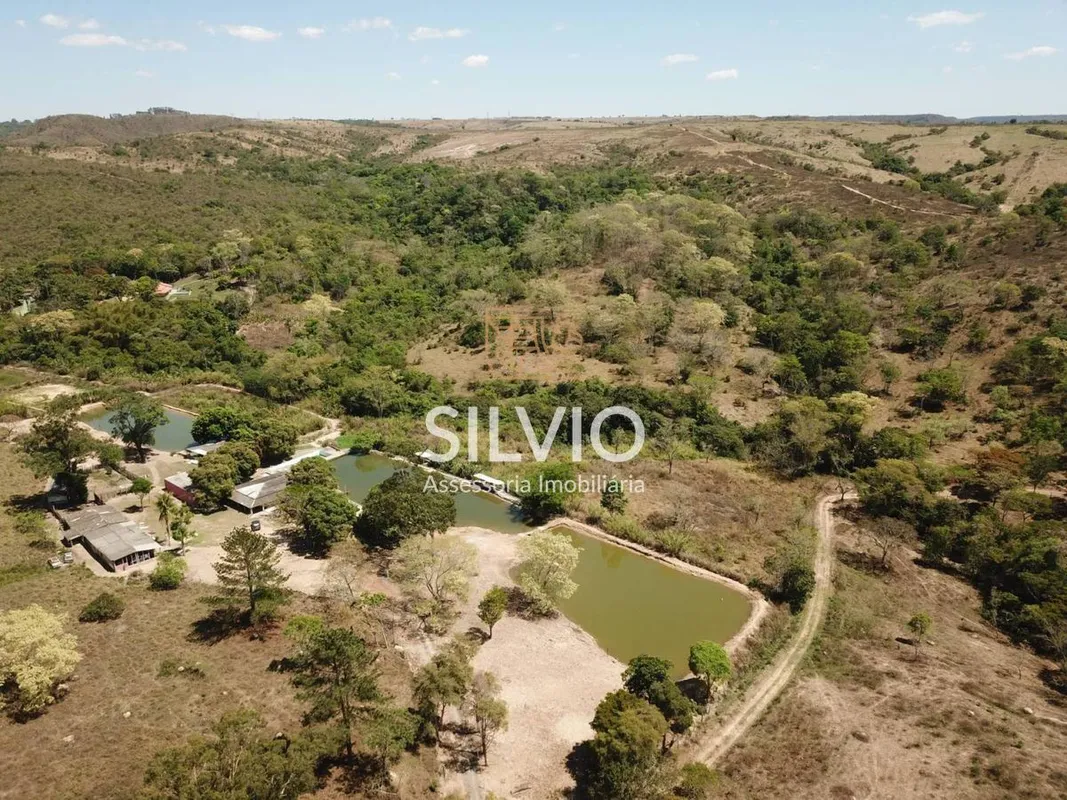 Se você busca uma propriedade que uma o prazer do lazer à perspectiva de investi...