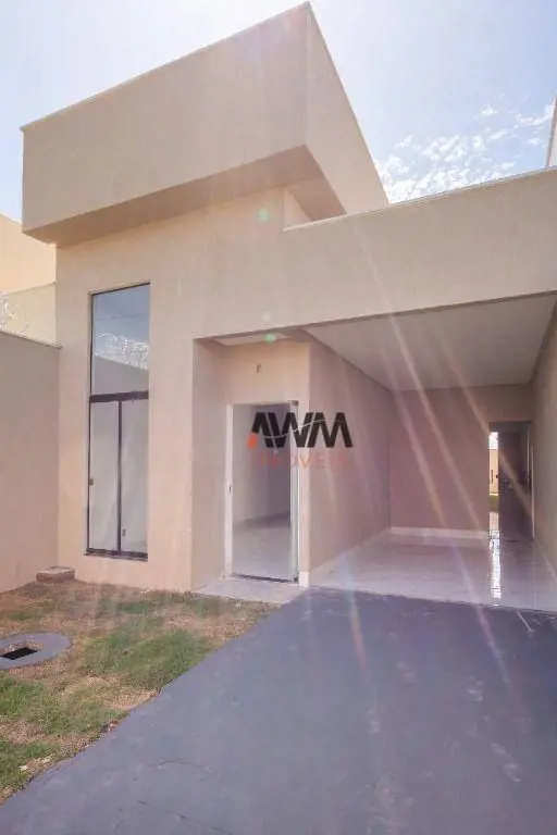 casa 03 quartos, sendo 01 Suíte, 01 banheiro social,180 metros Terreno, 118,55 m...