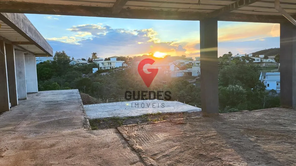 OPORTUNIDADE DA CASA COM UM PÔR DO SOL EXUBERANTE!!!!LOCALIZADO NO CONDOMÍNIO OU...