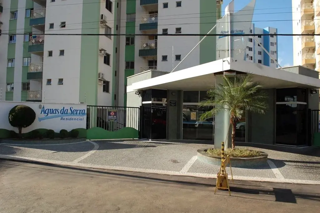 Grande oportunidade de morar ou lucrar com um imovel em Caldas Novas. Piscinas e...