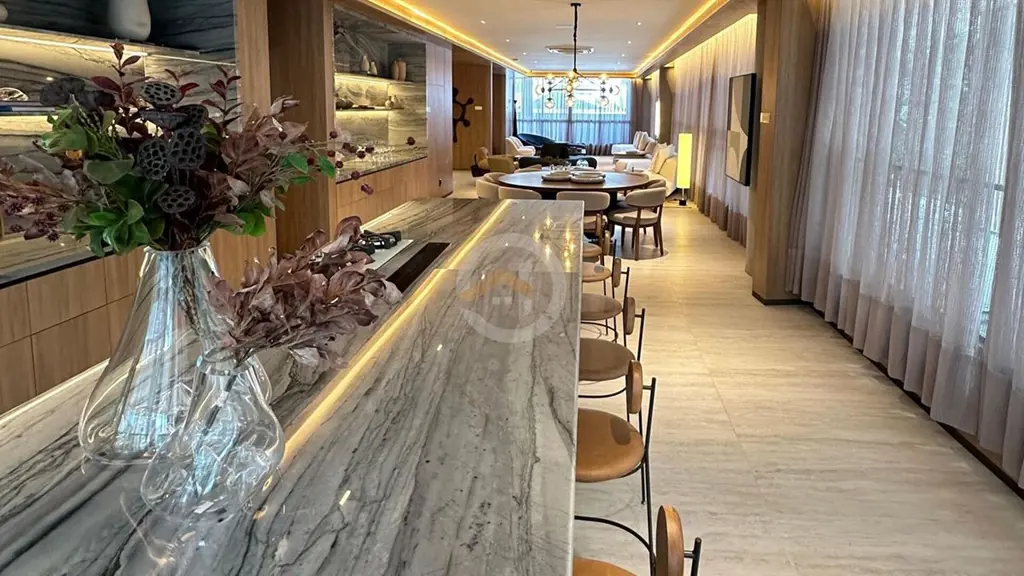 •4 suítes amplas e confortáveis•346 m² de área privativa•Projeto de interiores a...