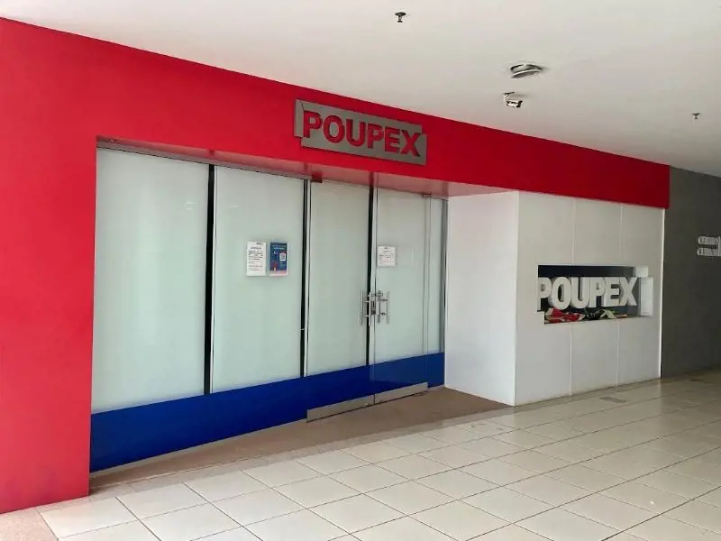 LOJA VIA AZALEIASLoja com 160 m2 de esquinaFrente a Estação Aguas ClarasLocal de...