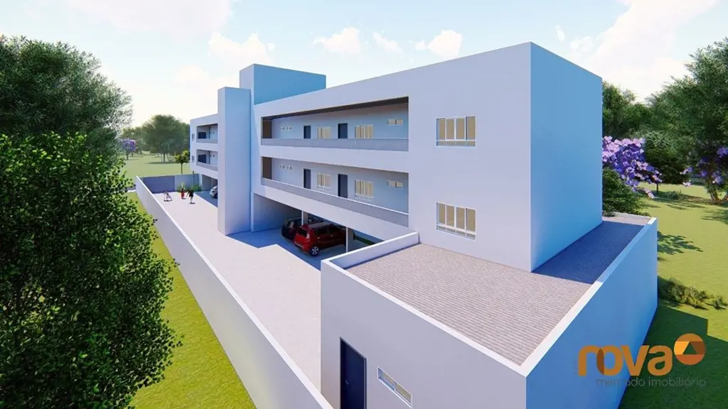 Terreno a venda com 750,00m², sendo 50m iguais pelas laterais e 15m de frente. T...