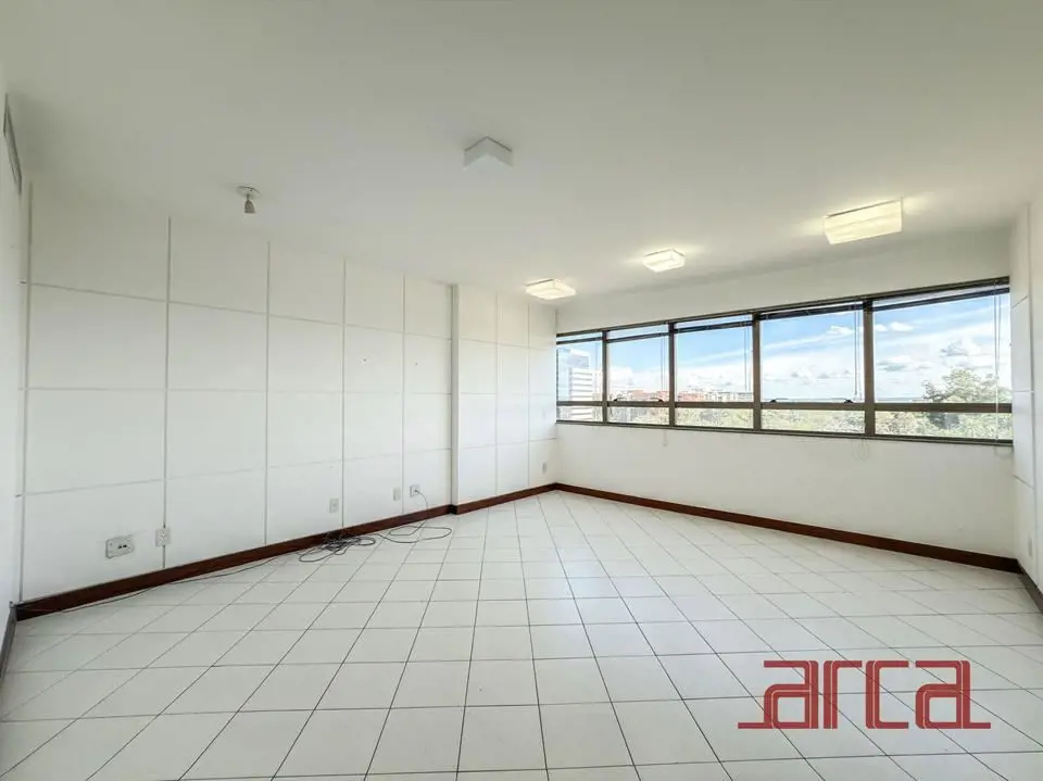 VILLA151415 - Última atualização: 05/04/26 23:31Sala com banheiro e vista para o...