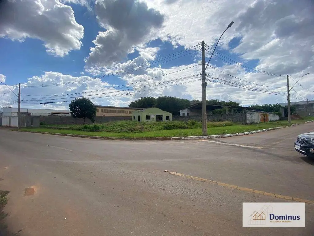 DOMINUS IMÓVEIS VENDE: SIA TRECHO 17 - Lote de esquina com 958m², escriturado, p...