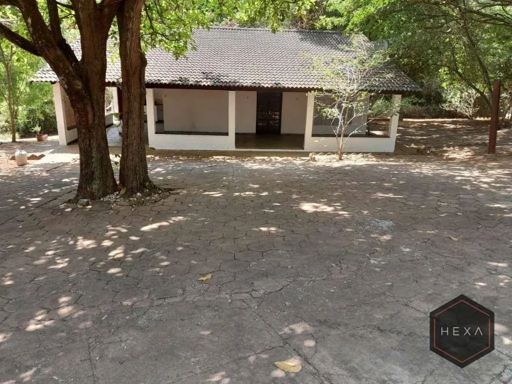 Vende-se Chácara no Condomínio Alta Vista Um Refúgio de Paz e Natureza Se você e...