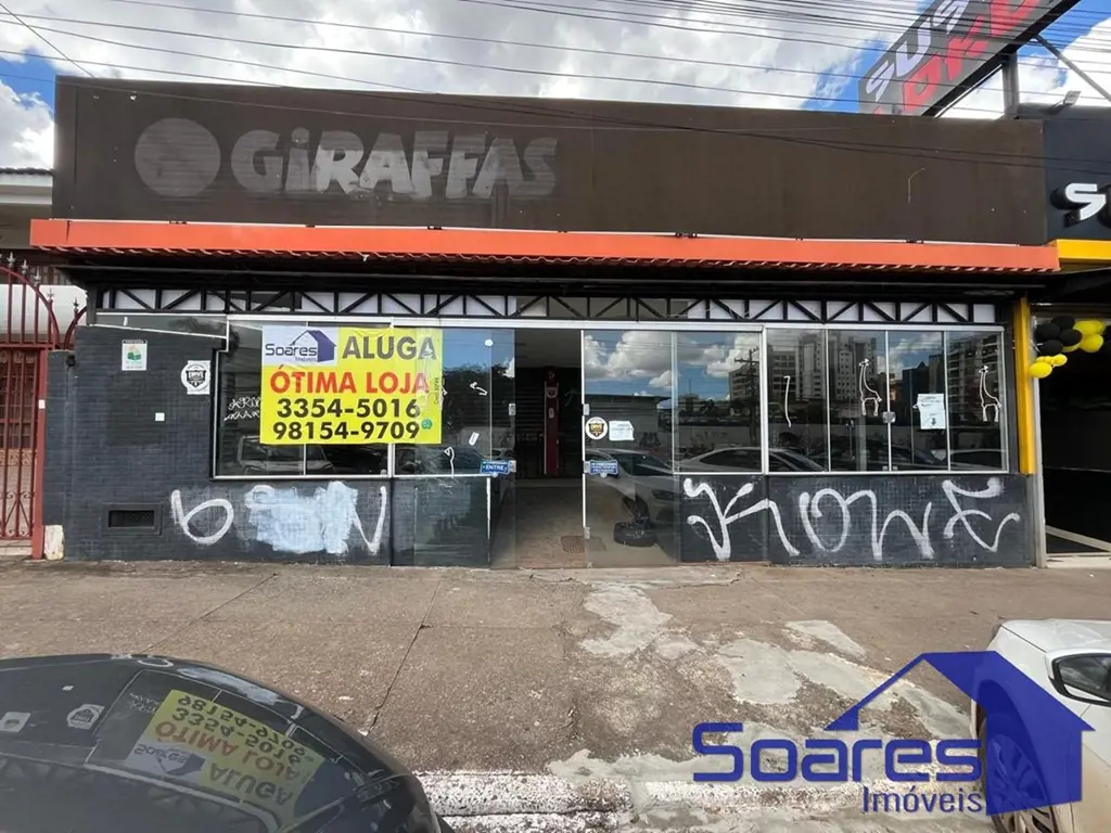 OPORTUNIDADE ÚNICA: LOJA AMPLA DE 320 M2 DISPONÍVEL PARA LOCAÇÃO!Na busca pelo e...