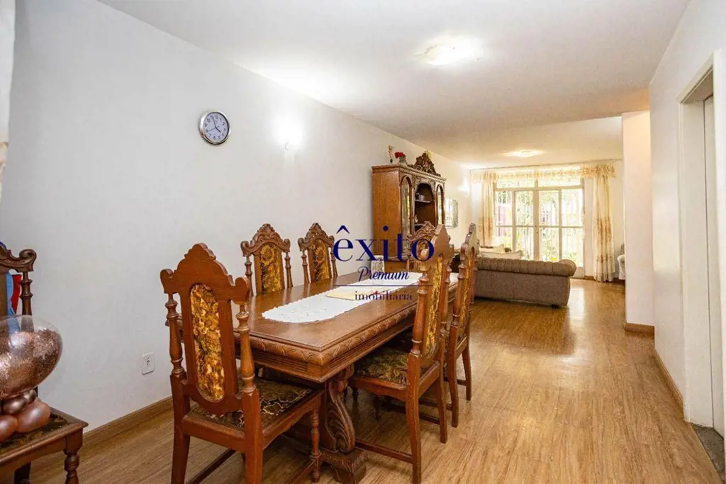 Asa Sul, SHIGS 704 Bloco F. Casa à venda!Um lar com muitas histórias e inúmeras ...