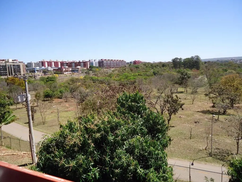 Ótima localização com excelente vista aberta para o Parque Olhos DÁgua! Quadra t...