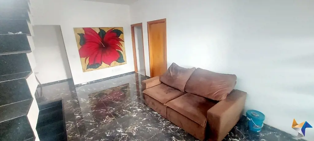 Excelente Sobrado - Candangolândia - 363m² - Área GourmetExcelente Sobrado para ...