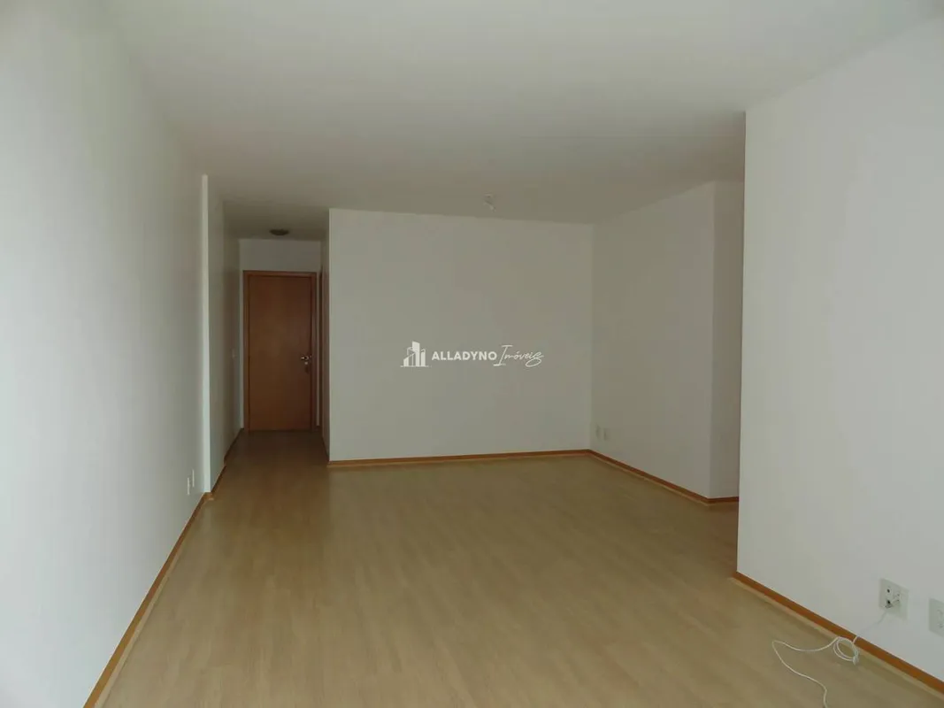 Apartamento para Aluguel - 107m² | 3 Quartos | 2 Vagas | Aceita PetEste excelent...