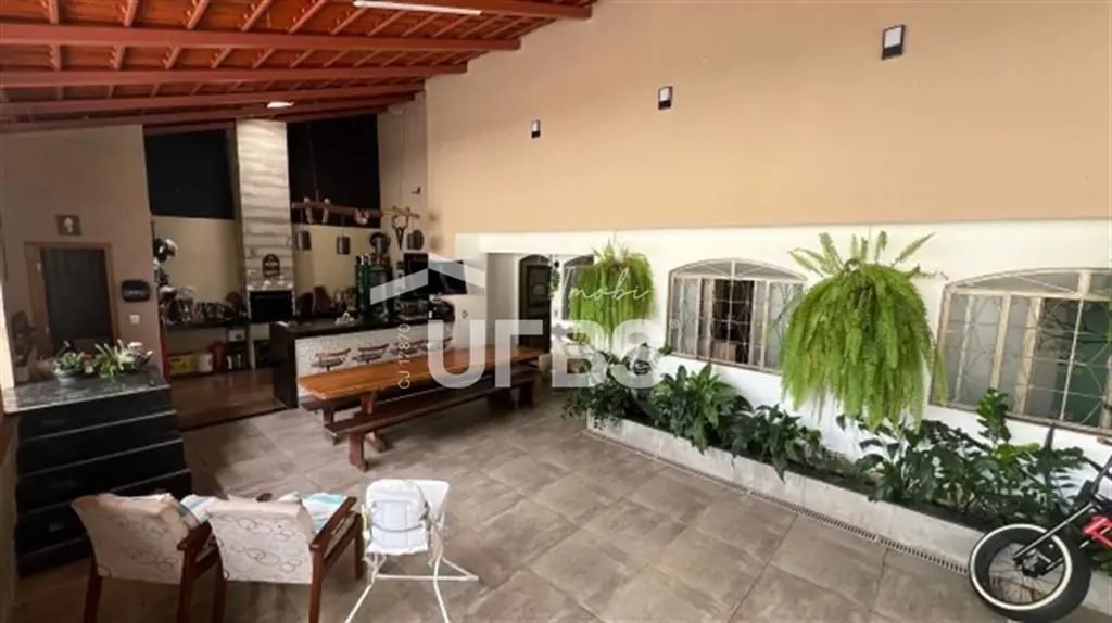 COD U-0024342 - Oportunidade Única no Parque Laranjeiras! Casa Térrea Espaçosa, ...